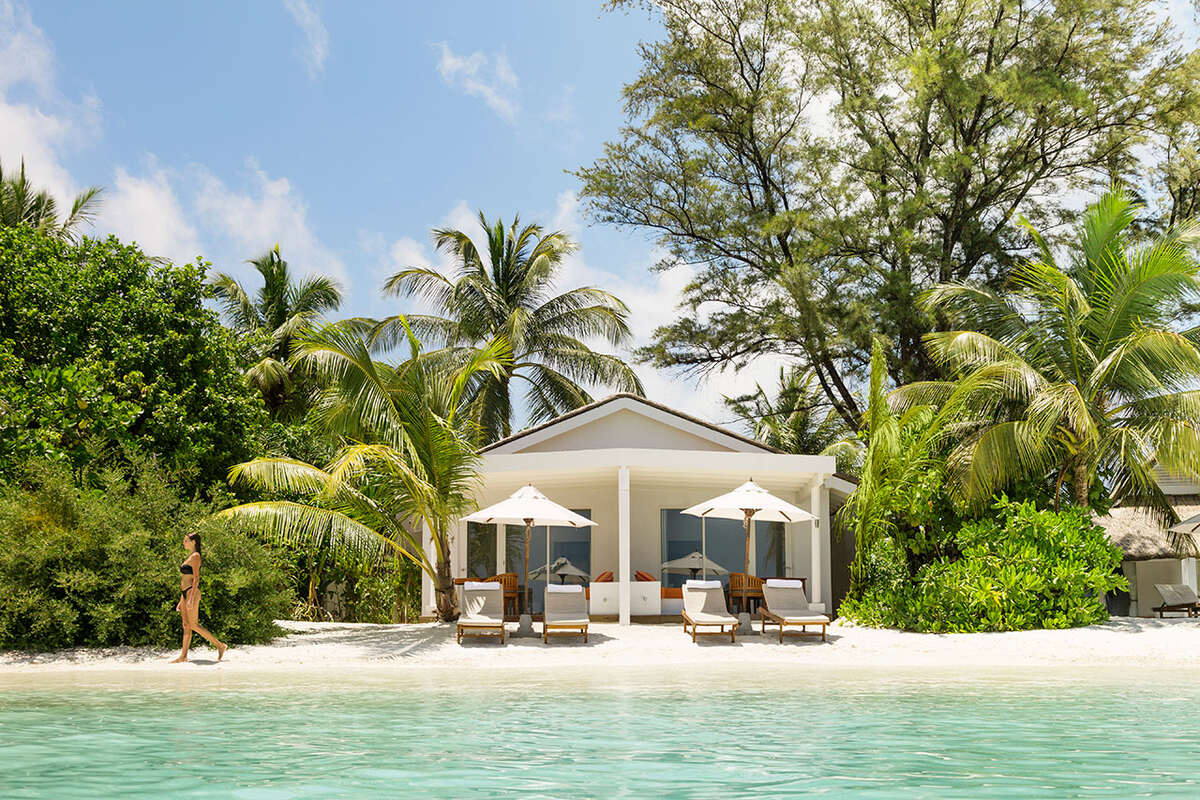 Lux_South_Ari_Atoll_Maldive_family-lagoon-pavilion_5.jpg